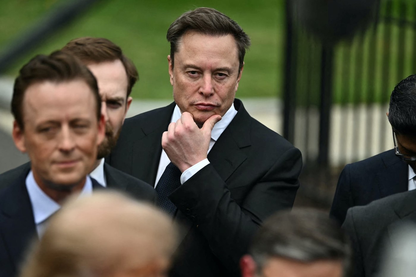 After SpaceX restores high-speed service, Musk claims Ukraine violated Starlink agreement