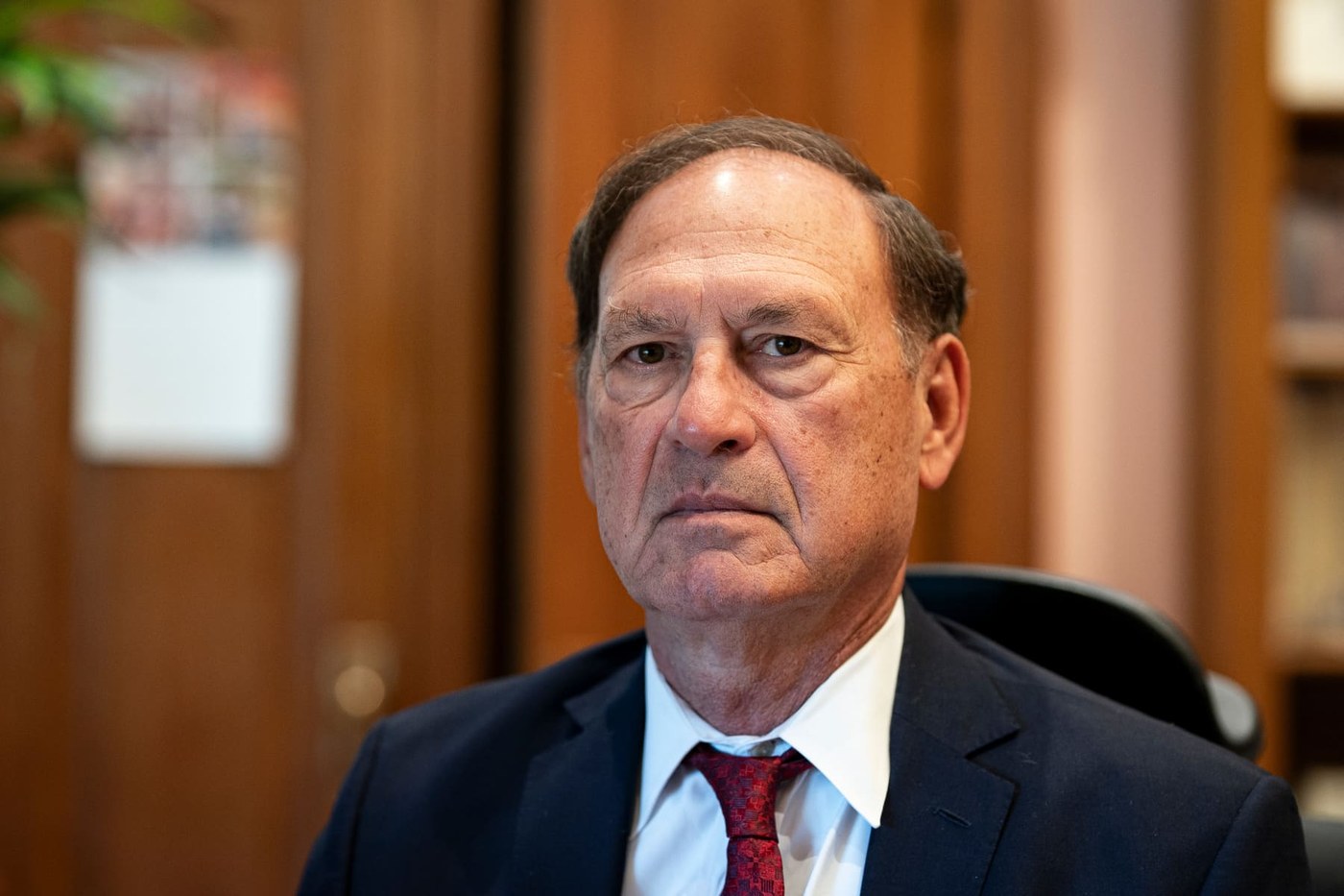 Alito plans to stay on Supreme Court, even if Democrats regain Senate: Report