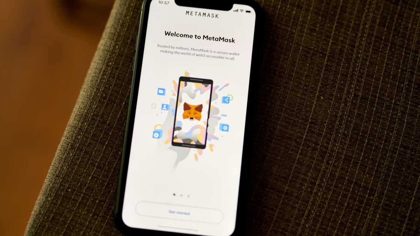 MetaMask security incident forces Ethereum staking exits, no funds at risk